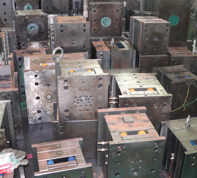 硅膠制品為什么要先開樣品模具？